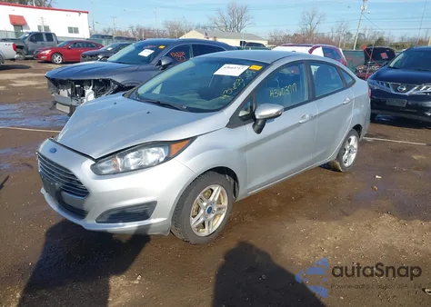 2019 Ford Fiesta Se z USA, uszkodzony, nr VIN 3FADP4BJXKM121117